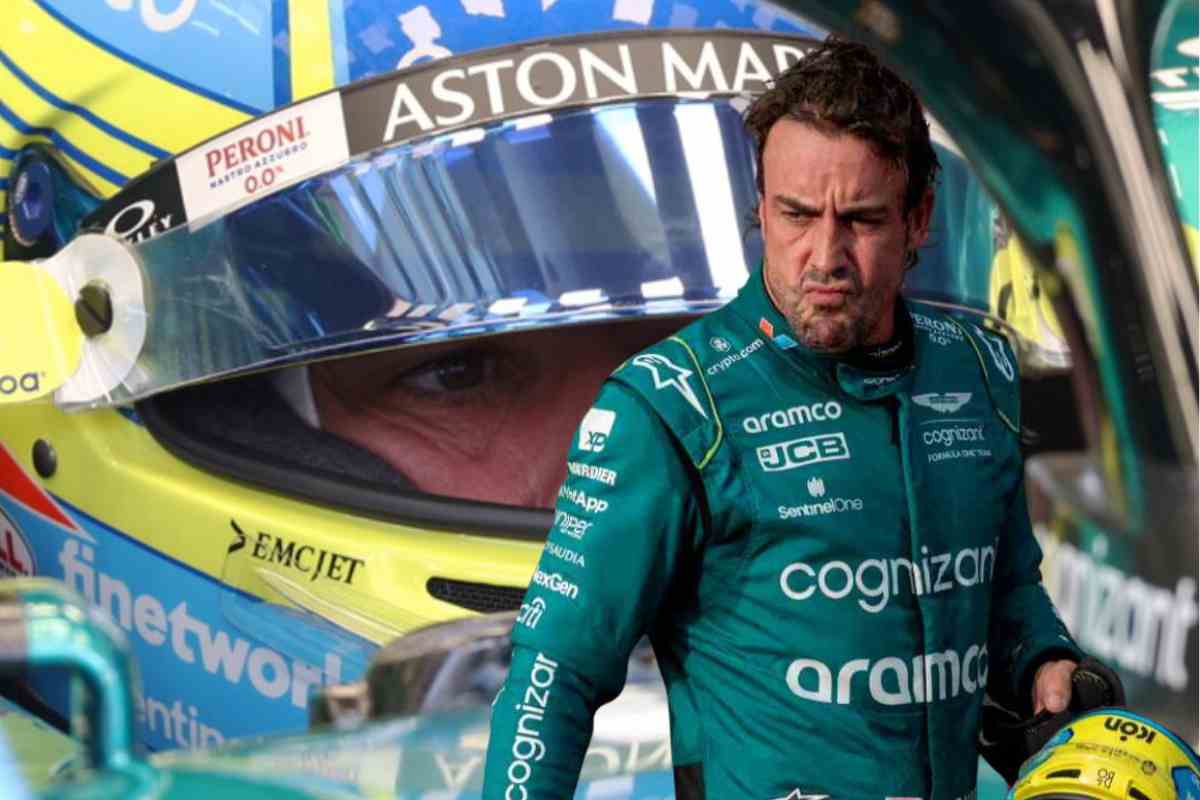 Alonso guida la Aston Martin