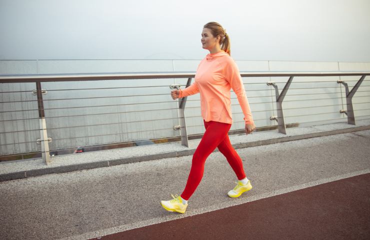 Come fare una camminata a passo svelto per dimagrire nel modo giusto