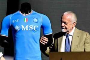 De Laurentiis promette investimenti ma ammette che al Napoli servirà tempo per vincere